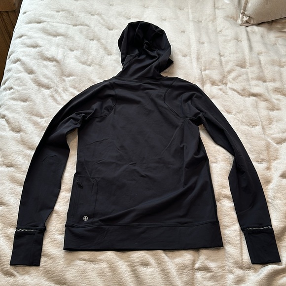 Lululemon running hoodie - Picture 4 of 5